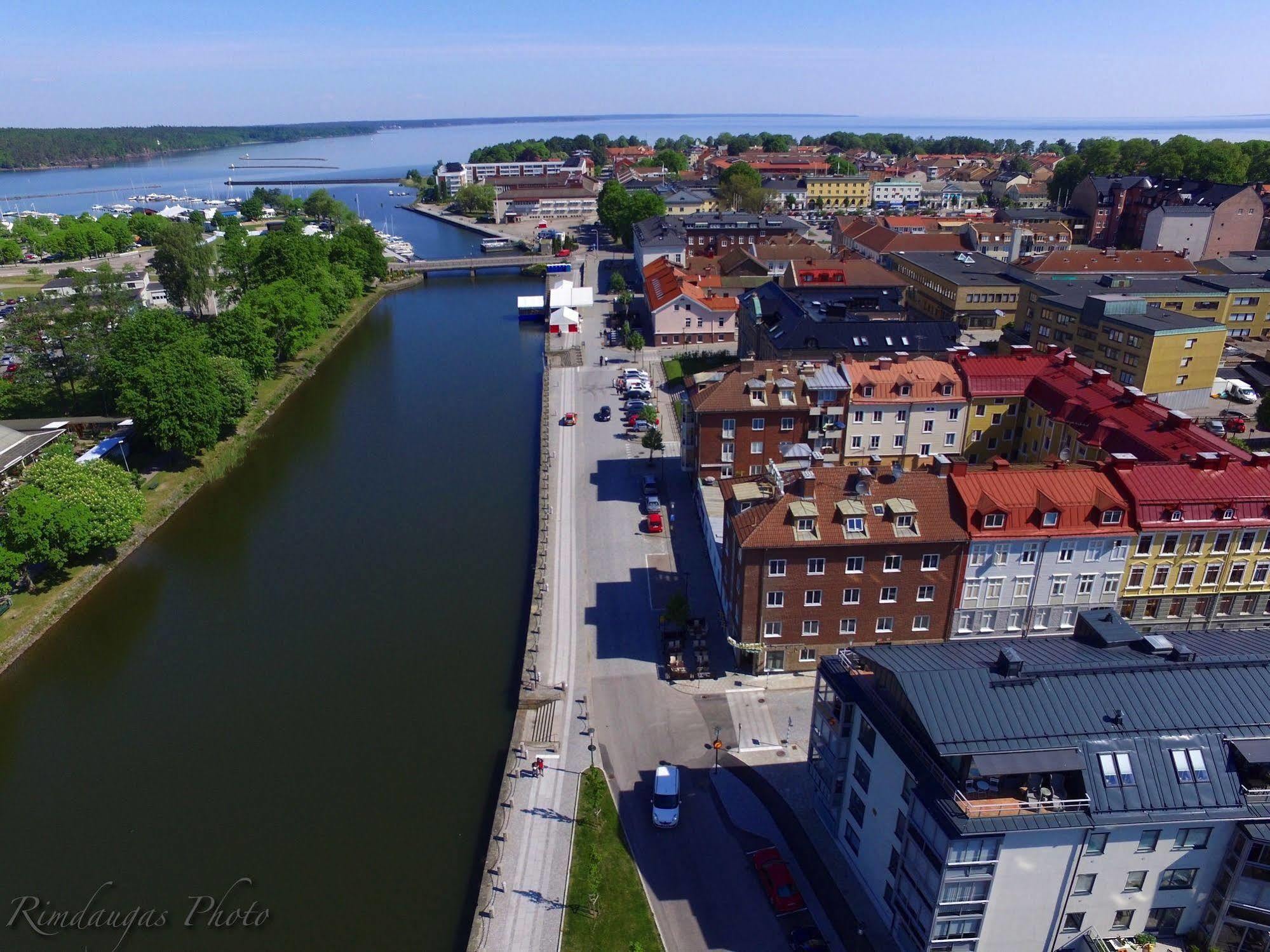 Strand Hotell Vänersborg Esterno foto